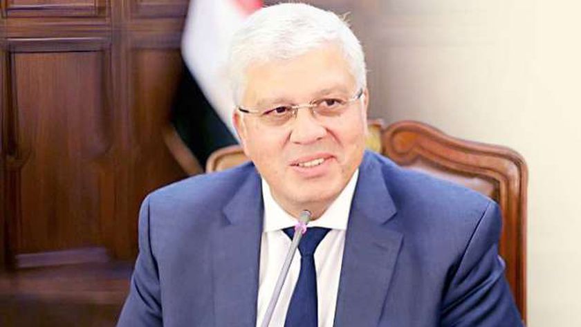«الأعلى للجامعات» يوافق على بدء الدراسة بالمقر الجديد لكلية طب أسنان سوهاج