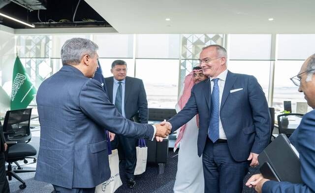 وزير السياحة المصري يناقش مع شركات الطيران السعودية منتج "العمرة بلس"