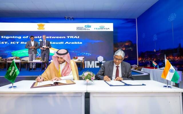 السعودية والهند توقعان مذكرة تعاون لتبادل المعلومات بقطاع الاتصالات والتقنية