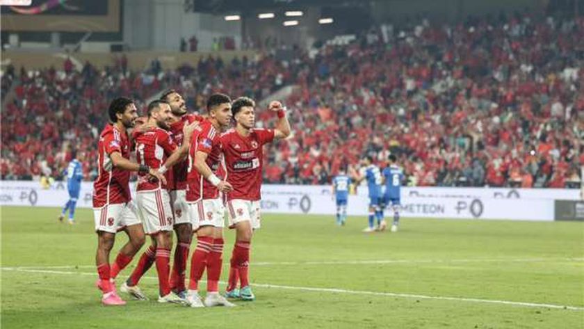 عاجل.. الكشف عن حكام السوبر المصري في الإمارات