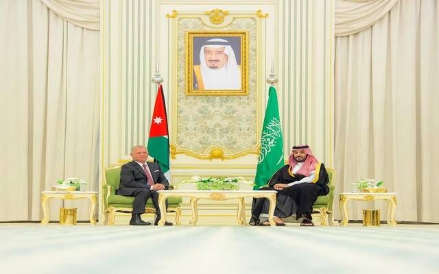 ولي العهد السعودي وملك الأردن يشددان على الوقوف الكامل إلى جانب فلسطين ولبنان