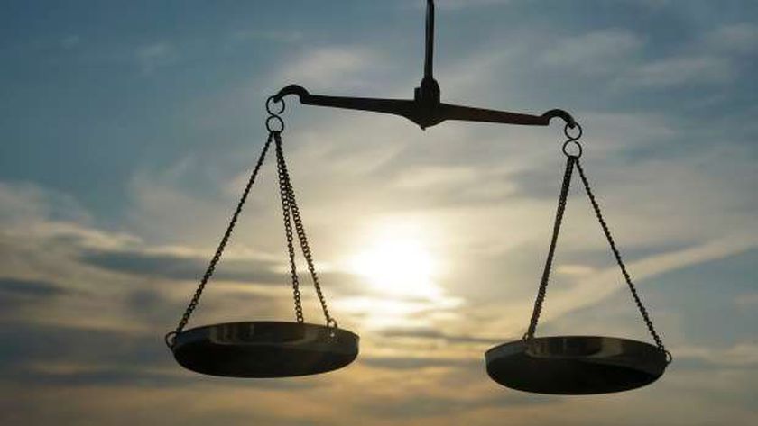 برج الميزان حظك اليوم الأحد 27-10-2024.. لا تتجاهل شريك حياتك مرة أخرى