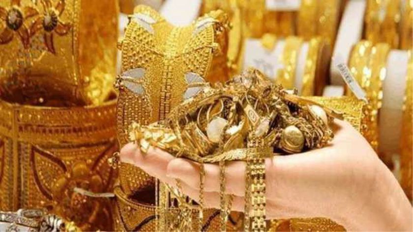 «شعبة الذهب» تتوقع استقرار الأسعار محلية.. والأوقية تصل إلى 3 آلاف دولار عالميا