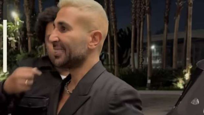 أول ظهور لـ أحمد سعد في حفل غنائي بعد خضوعه لعملية جراحية