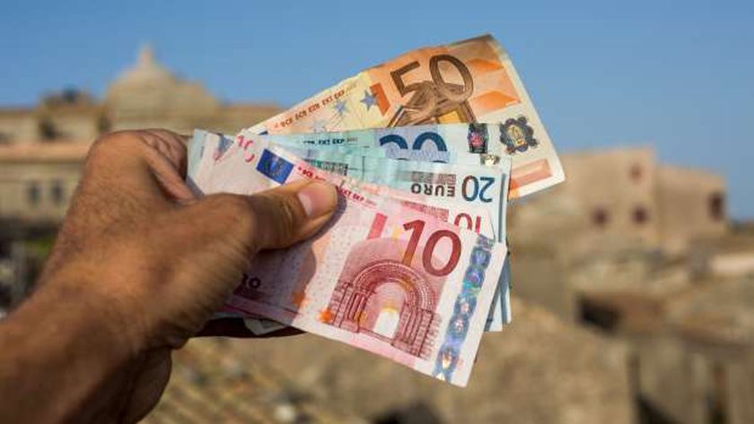 سعر صرف اليورو أمام الجنيه الیوم الخميس 7-11-2024