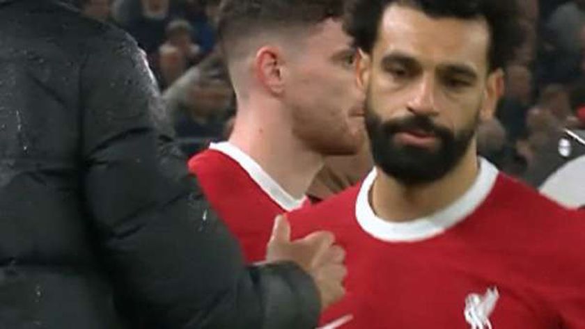 محمد صلاح يطيح بالمدير الرياضي لليفربول.. هجوم وقرار رسمي مرتقب
