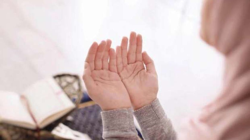 دعاء رفع الظلم.. ردده واترك أمرك في يد الله