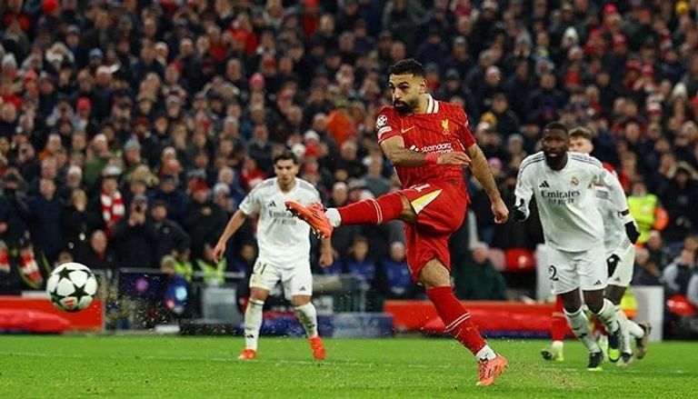 ركلة جزاء ريال مدريد.. هل أهدرها محمد صلاح "بسبب العقد الجديد؟"