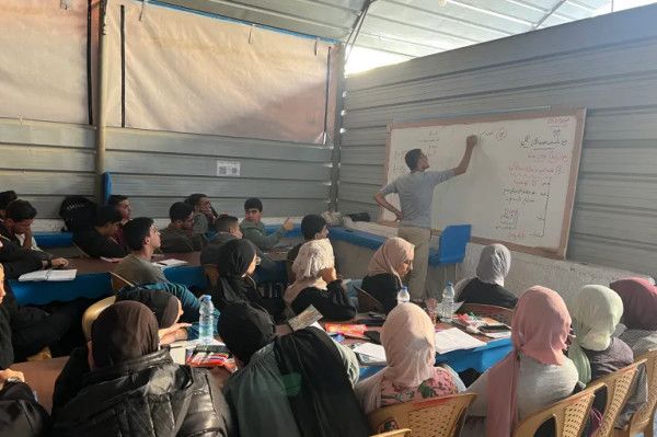 التعليم تحدد موعد اختبارات الثانوية العامة لطلبة غزة