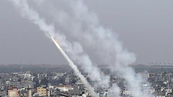 جيش الاحتلال: رصد إطلاق أربعة صواريخ أُطلقت من وسط قطاع غزة