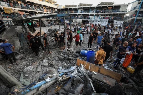 خمسة شهداء وعشرات الجرحى بقصف مدرسة تؤوي نازحين غرب غزة