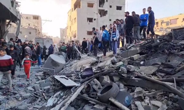 438 يومًا لحرب الإبادة.. شهداء وجرحى ونسف للمنازل بمناطق متفرقة من قطاع غزة