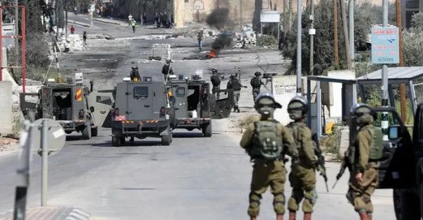 جيش الاحتلال: بدأنا مع (شاباك) والشرطة عملية في طولكرم