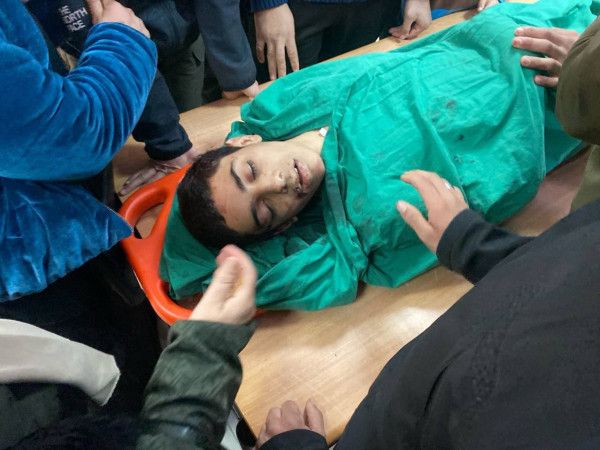 متأثراً بإصابته.. استشهاد فتى بقصف للاحتلال على طمون
