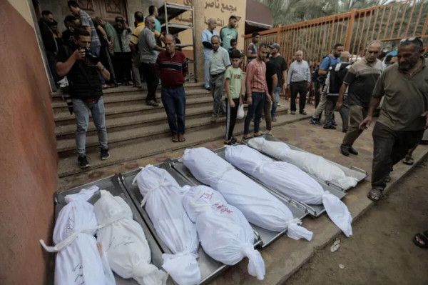 مجرزة مروعة: شهداء وإصابات بقصف الاحتلال مستشفى الوفاء وسط غزة