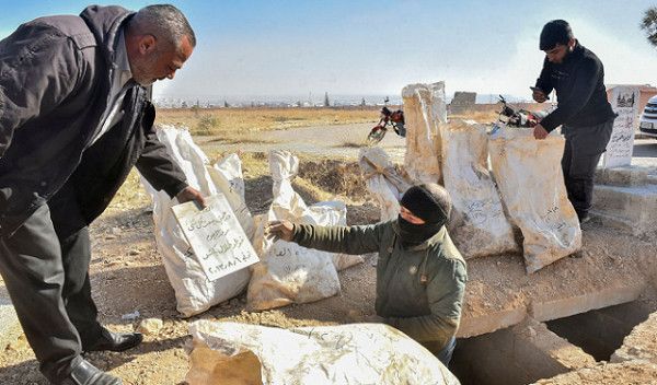 سوريا: العثور على ثلاث مقابر جماعية جديدة في حمص