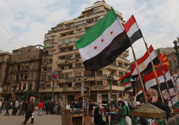 القاهرة تجري أول اتصال رسمي مع الإدارة السورية الجديدة