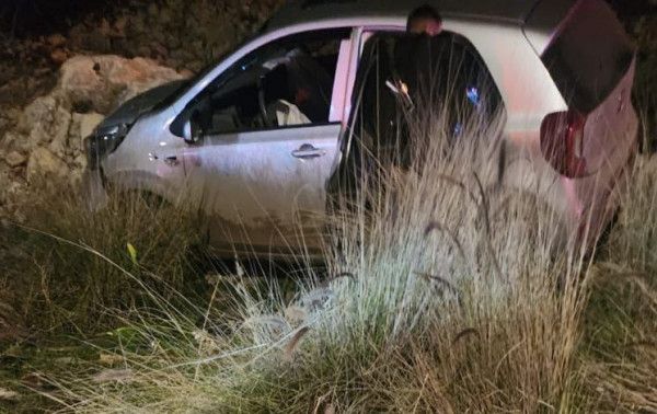 الاحتلال يصيب فلسطينياً بجراح خطيرة بزعم تنفيذه عملية دهس غرب رام الله