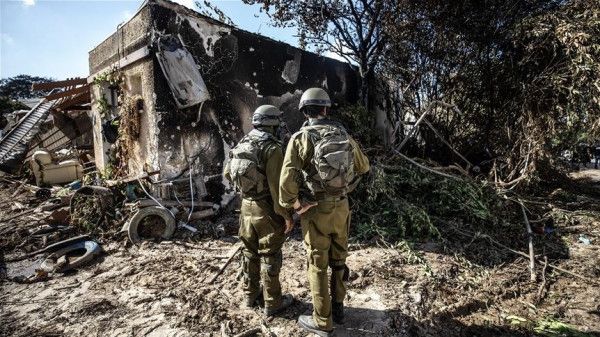 جيش الاحتلال يعلن مقتل ضابط وجندي في معارك شمال غزة