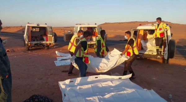 وفاة 11 مهاجرا سودانيا في حادث سير بصحراء ليبيا