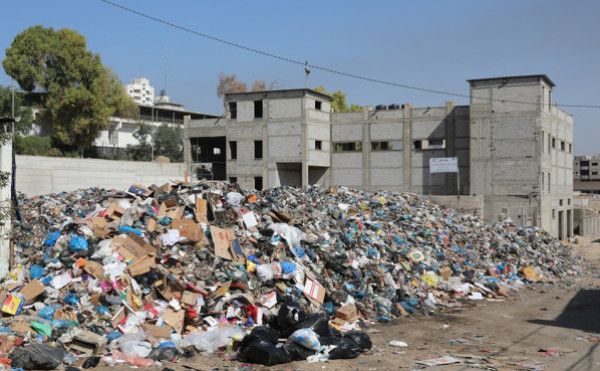 بلدية غزة: نعاني نقصاً حاداً في الإمكانيات يهدد استمرار الخدمات الأساسية