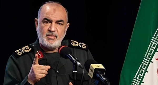 إيران تعلن مقتل قائد الحرس الثوري