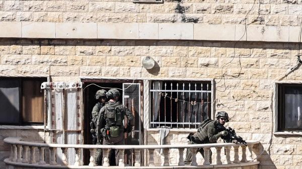 جنين: الاحتلال يحوّل عشرات منازل المواطنين إلى ثكنات عسكرية