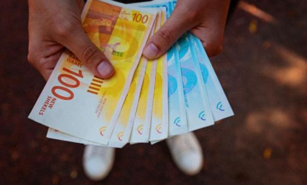 وزارة المالية تصدر توضيحاً بشأن الدفعة الثانية من الراتب
