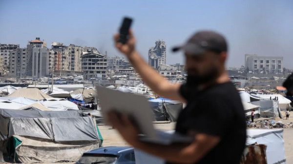 لليوم الثاني على التوالي: تواصل انقطاع خدمات الإنترنت الثابتة والأرضية وسط وجنوب قطاع غزة