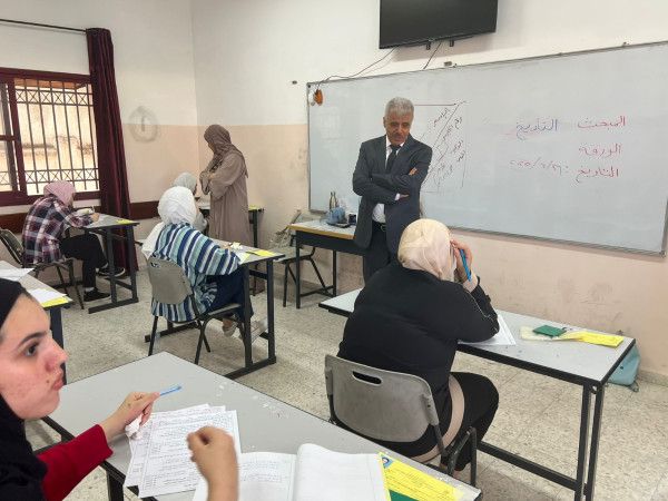 برهم يتفقد امتحانات الثانوية في جنين ويؤكد مساندة الطلبة في ظل الظروف الراهنة