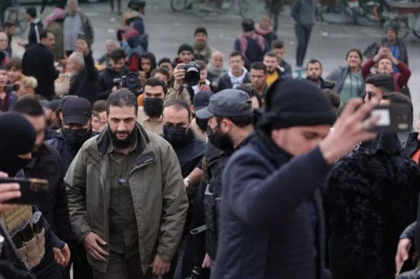 "الإعلام" السورية تعلّق على أنباء محاولة اغتيال الشرع في درعا