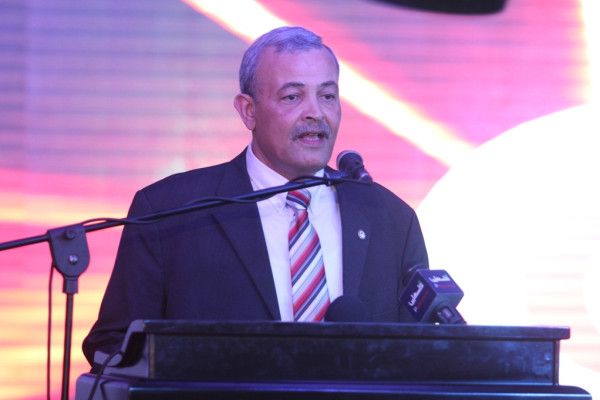 رئيس جمعية الهلال الأحمر الفلسطيني يلتقي ولي عهد بريطانيا لبحث الاستجابة الإنسانية بغزة