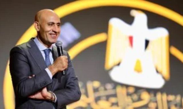 وزير التعليم: لا يوجد ربط نهائيا بين تسليم الكتب ودفع المصروفات الدراسية