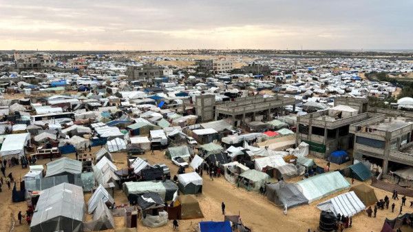 "الإعلامي الحكومي" بغزة: الاحتلال يحاول حشر 1.7 مليون إنسان في 12% من مساحة القطاع