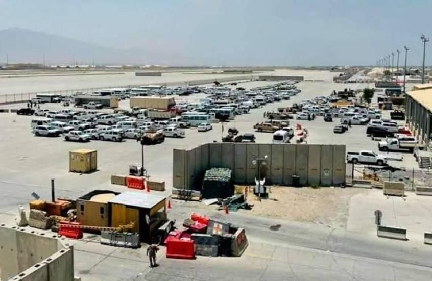 الرئيس الأمريكي يهدد أفغانستان وفنزويلا بشأن باغرام والمهاجرين