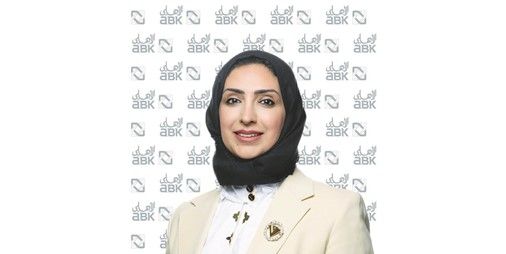 «الأهلي» يشارك في معرض عالم السيارات