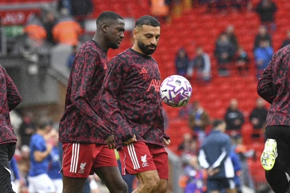 مدرب ليفربول يستبعد صلاح من كأس الرابطة