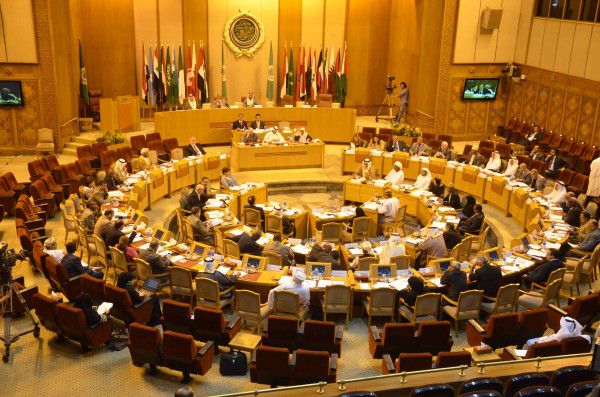 البرلمان العربي يرحب بالاعتراف الفرنسي والأوروبي بدولة فلسطين ويعتبره انتصارًا للحق الفلسطيني