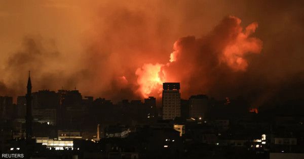 قصف إسرائيلي عنيف يستهدف أحياء متفرقة من مدينة غزة منذ فجر اليوم