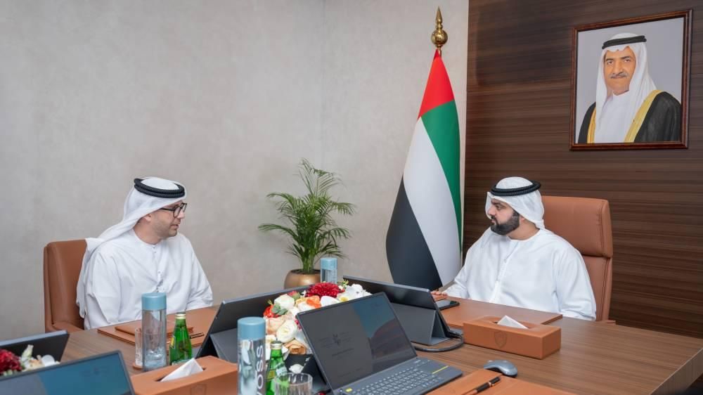 محمد بن حمد يطّلع على إنجازات مستشفى «الشيخ خليفة» بالفجيرة