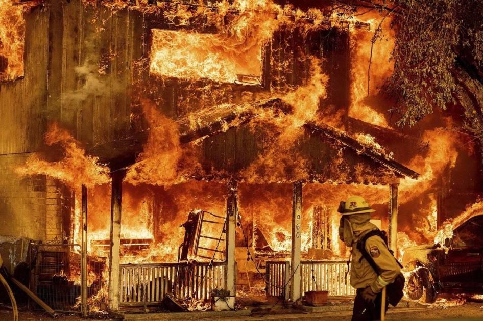 منازل ملوثة بسموم حرائق لوس أنجلوس بعد 9 أشهر من إخمادها