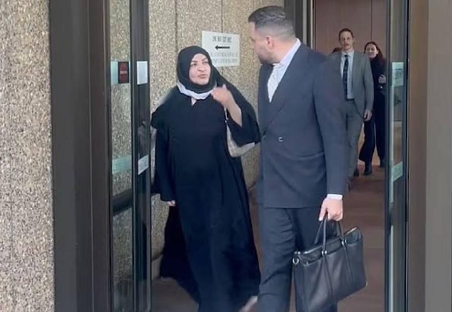أم تعض ابنتها بعد رفضها الزواج من ابن عمها في أستراليا