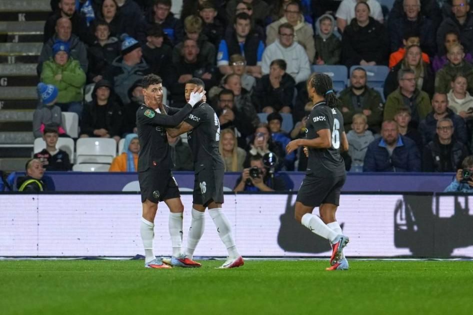 مانشستر سيتي يشرك 10 لاعبين من الأكاديمية في الكأس