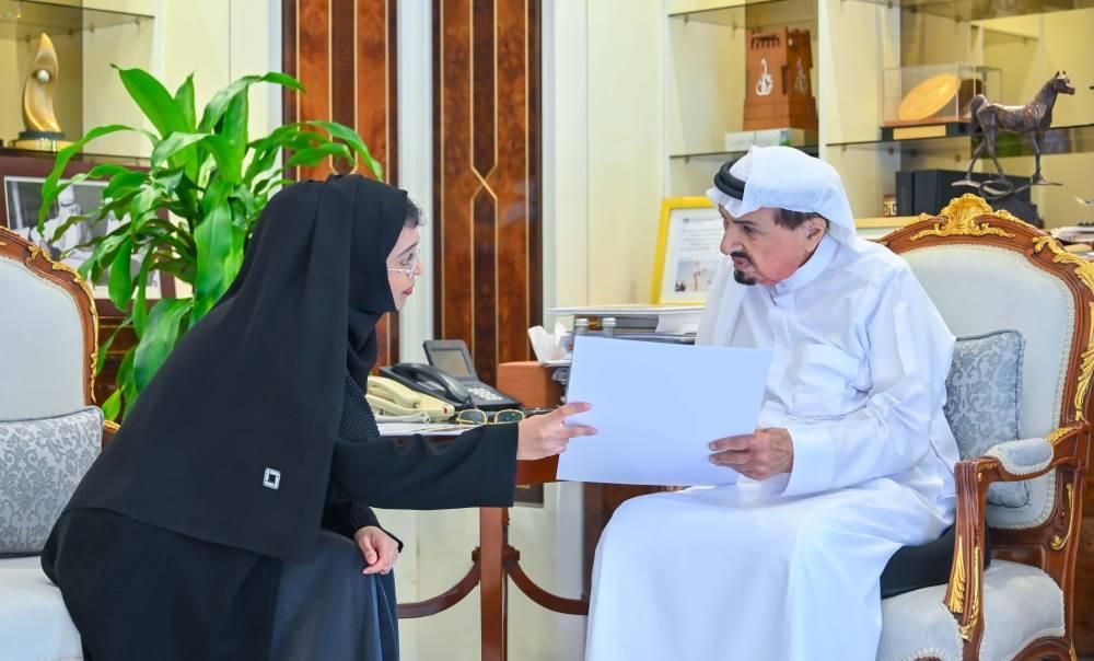 النعيمي يطلع على نتائج مسح دخل وإنفاق الأسرة