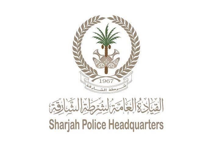 شرطة الشارقة تضبط مركبة سارت فوق ممر مشاة (فيديو)
