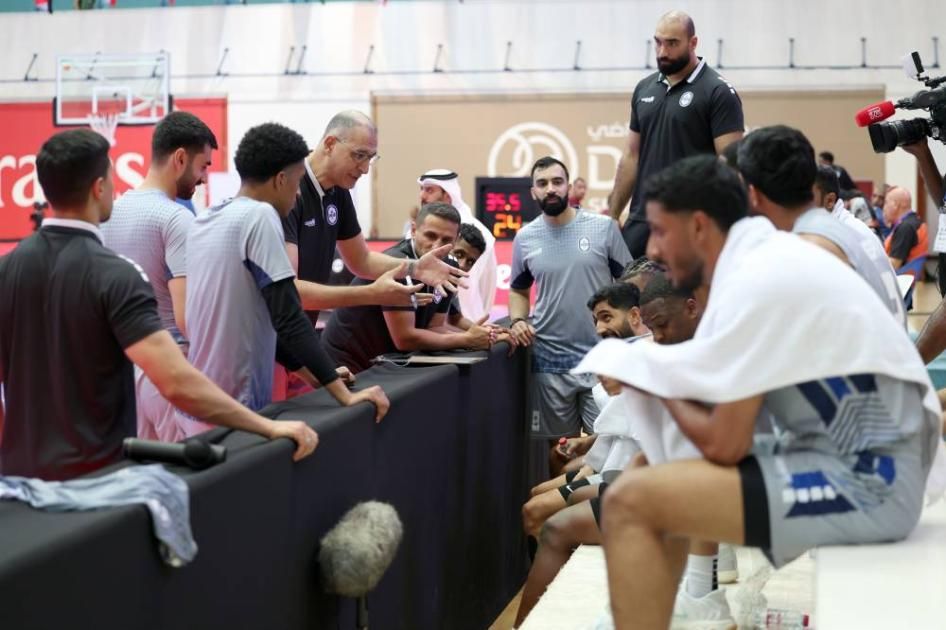هاريس يقود سلة النصر لصدارة المجموعة الأولى في «عربية الأندية»