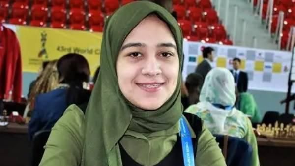 من بطلة مصر للشطرنج إلى لاعبة أيرلندا.. شروق وفا تفجر مفاجأة مثيرة للجدل
