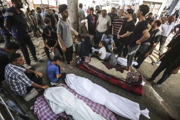 مجازر مستمرة.. شهداء وإصابات بقصف الاحتلال المتواصل على قطاع غزة