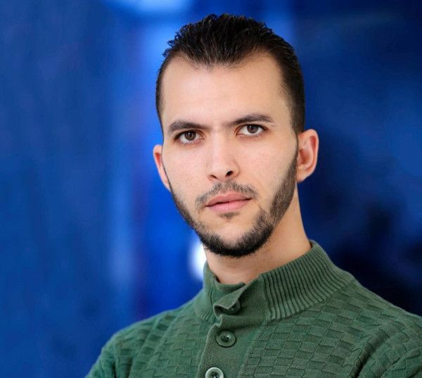استشهاد الصحفي محمد الداية في غارة للاحتلال وسط قطاع غزة