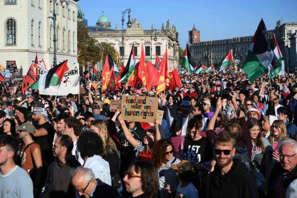 ترامب ينوّه بمحادثات مثمرة لإنهاء حرب غزة وعودة الرهائن